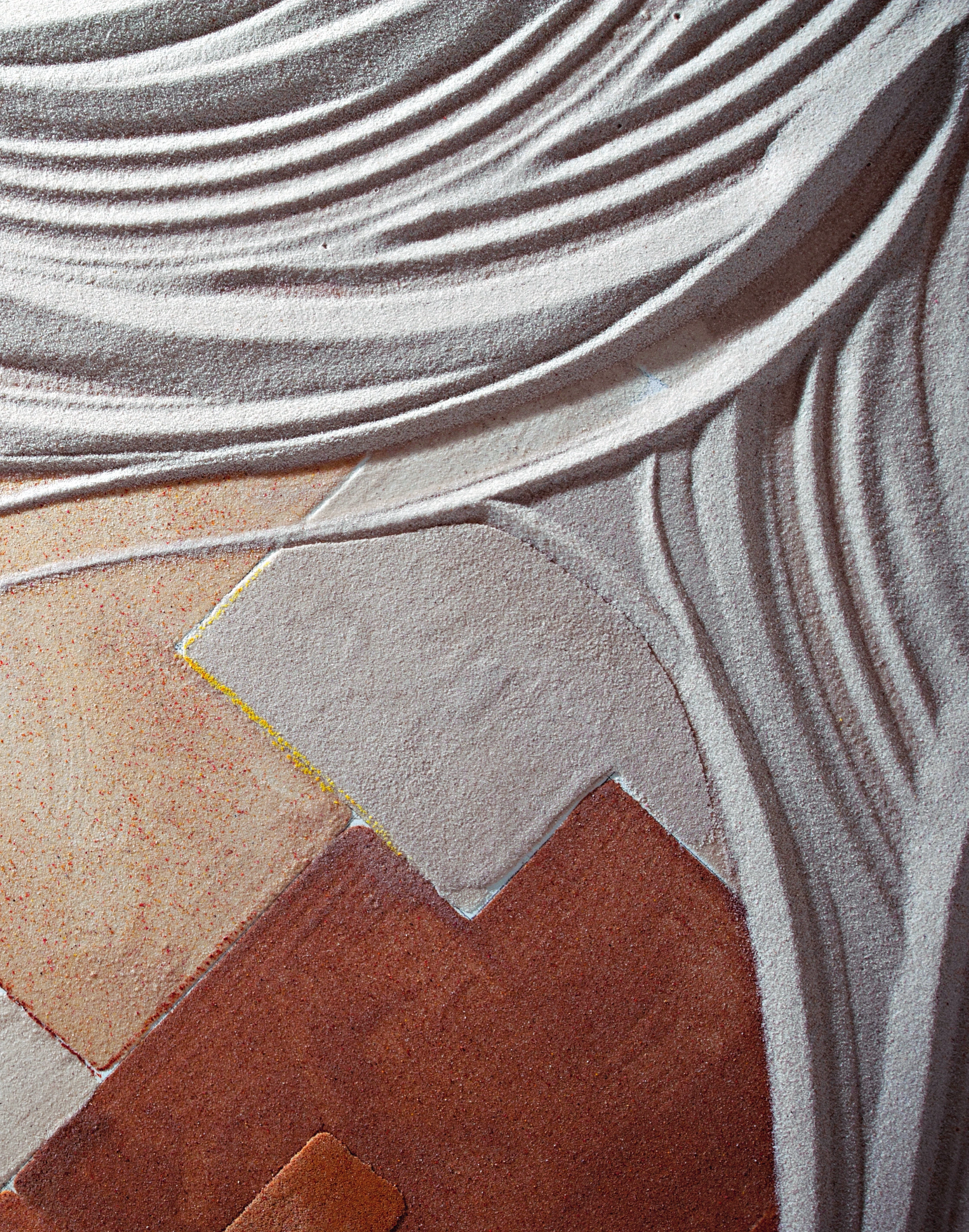 Bertolotto Casa Zen: multicoloured sculpted panel detail