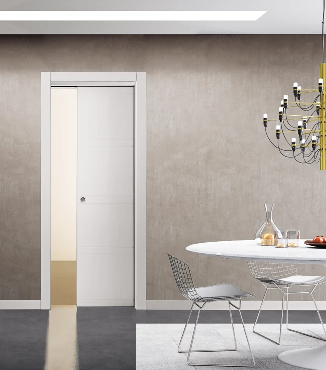 Bertolotto Panto Incise: white door with a single incised line
