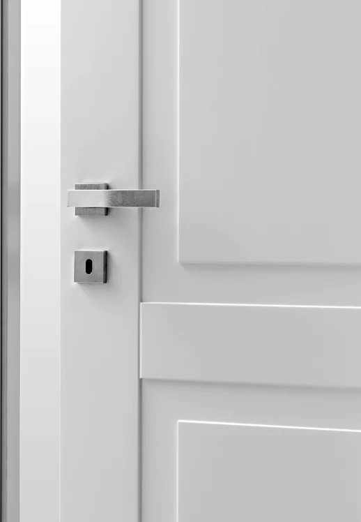 Bertolotto Panto Quadra: handle and recessed panel detail